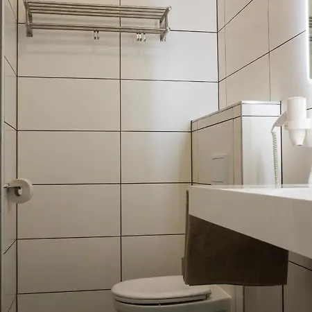 Gaestehaus Bernstein 汽车旅馆 Marchegg